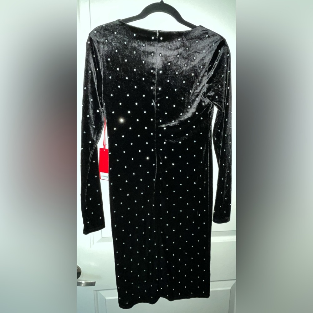 Jennifer Lopez Black Dress with Silver Accents - Picture 3 of 6